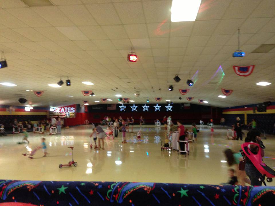 Toddler Skate & Parties Dairy Ashford Roller Rink